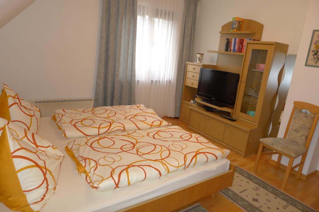 Ferienwohnung Kusternik Velden am Wörthersee Værelse billede